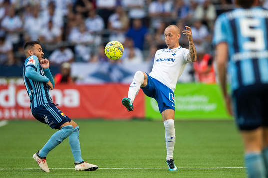 Djurgårdens Dzenis Kozica och Norrköpings Gudmundur