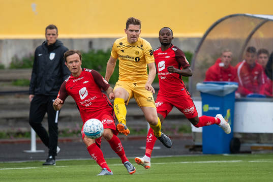 Fredrik Haugen of Brann, Thomas Jacobsen of Bodø/Glimt and