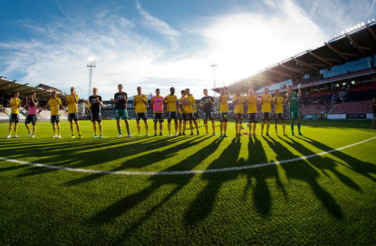 Elfsborgsspelarna tackar fansen