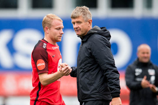 Henrik Kjelsrud Johansen of Brann and Lars Arne Nilsen,