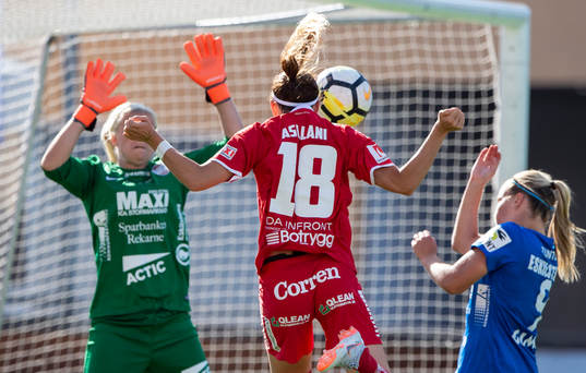 Linköpings Kosovare Asllani nickar in 2-0