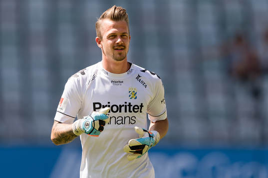 IFK Göteborgs målvakt Erik Dahlin före fotbollsmatchen i
