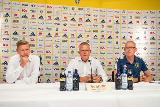 Assistant coach Peter Wettergren, head coach Janne