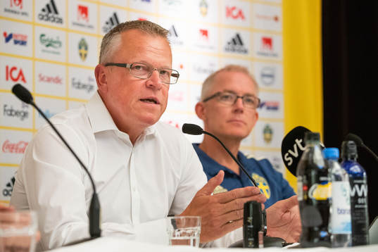 Head coach Janne Andersson and press officer Staffan