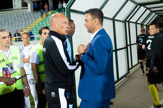Head coach Uwe Rösler of Malmö FF and head coach Bekim