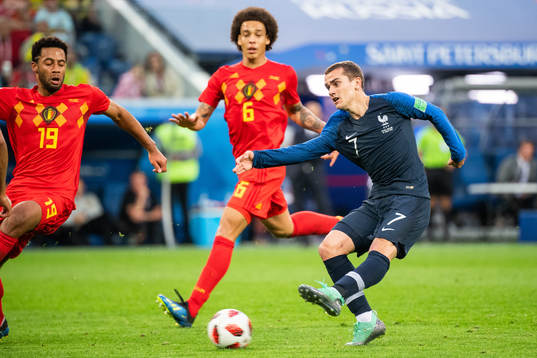 of FranceAntoine Griezmann with a shot