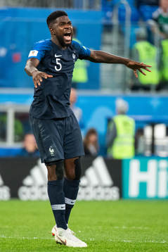 Samuel Umtiti of France celebrate