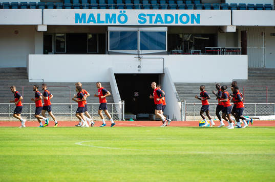 Fotbollsträning med Crystal Palace