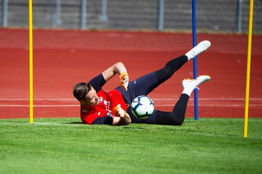 målvakt Wayne Hennessey