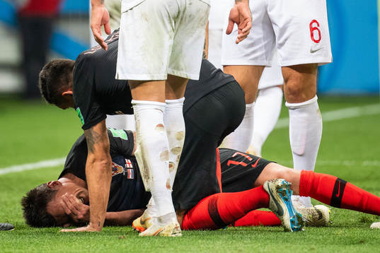 Mario Mandzukic lies down