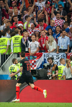 Mario Mandzukic of Croatia celebrate
