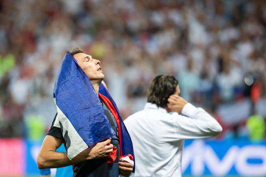 Mario Mandzukic of Croatia celebrate