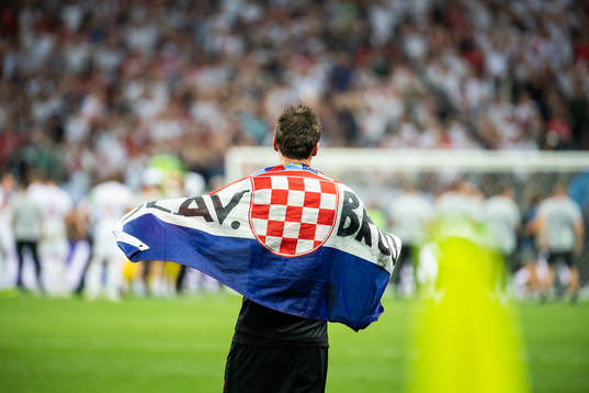 Mario Mandzukic of Croatia celebrate