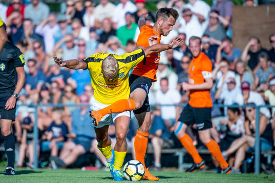 Lunds Jesper Möller mot Torns Andreas Åkerlund