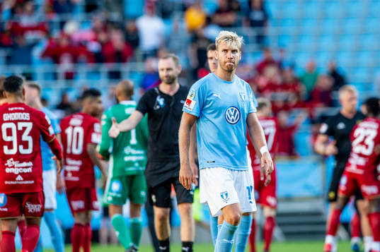 Malmö FFs Rasmus Bengtsson deppar