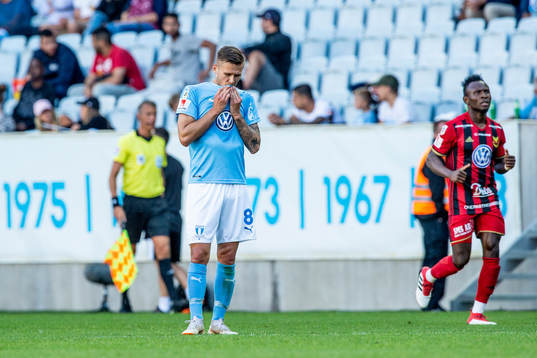 Malmö FFs Arnór Ingvi Traustason deppar