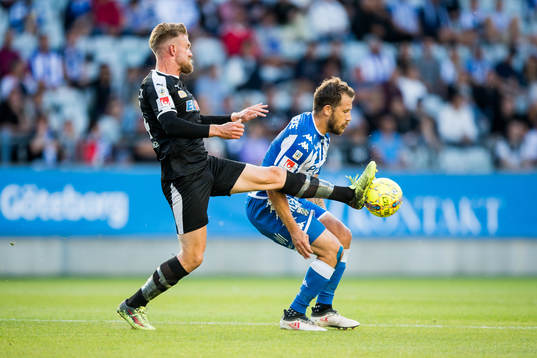 Örebros Michael Almebäck och IFK Göteborgs Tobias Hysén