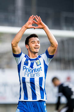 IFK Göteborgs Giorgi Kharaishvili jublar