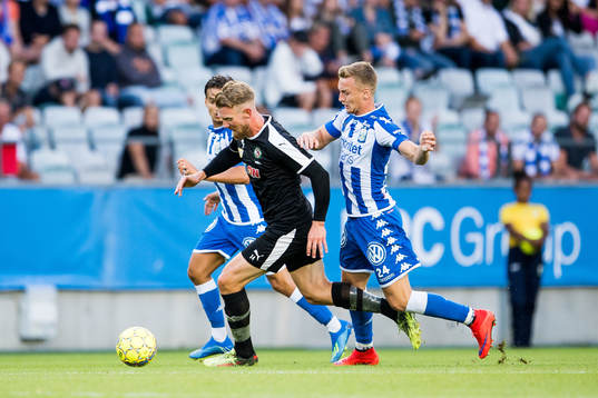 Örebros Michael Almebäck och IFK Göteborgs Sebastian