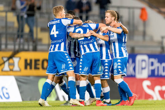 IFK Göteborgs spelare jublar