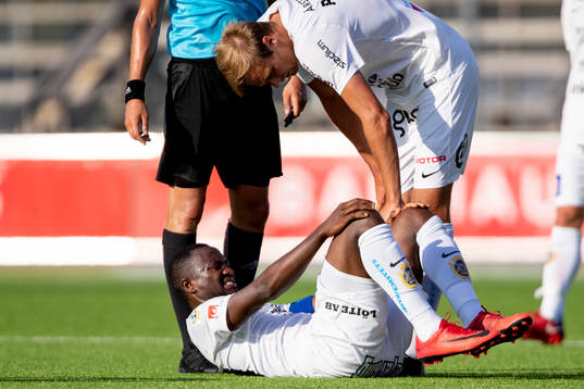 Sirius Moses Ogbu med en skada
