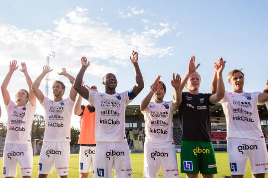 Sirius spelare jublar