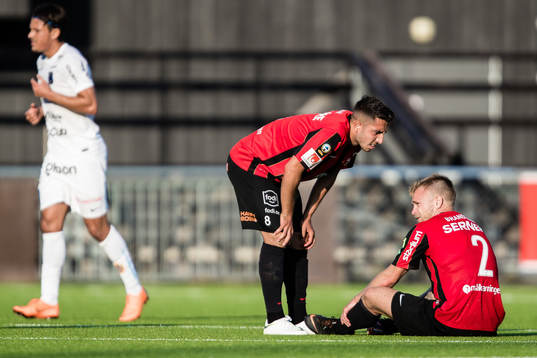 Brommapojkarnas Moustafa Zeidan och Christopher Brandeborn