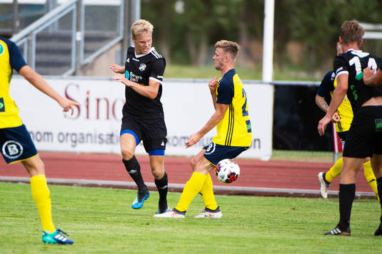 Eskilsminnes Jonatan Persson och Ängelholms Elias Johansson