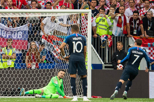 Antoine Griezmann of France acores 2-1