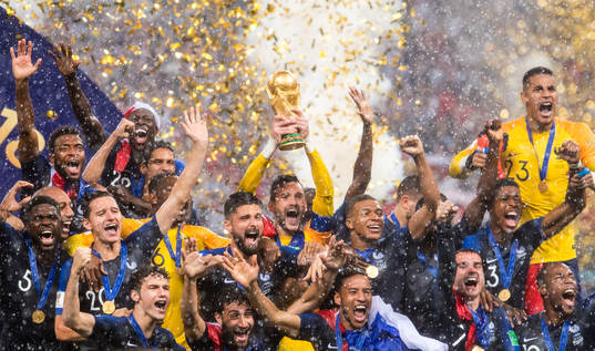 Bläddra bland fler bilder av Football, World Cup 2018, Day 32, Final, France - Croatia