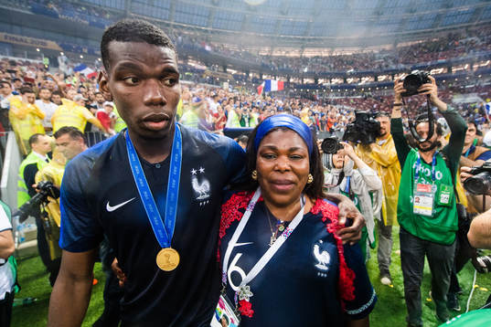 Paul Pogba of France celebrate with his mother