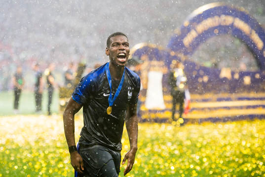 Paul Pogba of France celebrate