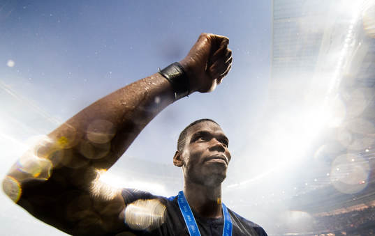 Paul Pogba of France celebrate