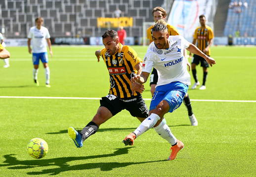 Målgivande passning av Norrköpings Alexander Jakobsen