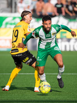 Hammarbys Imad Khalili och Elfsborgs Jesper Karlsson i kamp