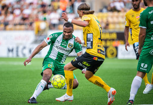 Hammarbys Serge-Junior Martinsson Ngouali och Elfsborgs