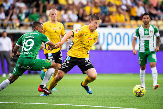 Elfsborgs Simon Olsson och Hammarbys Serge-Junior
