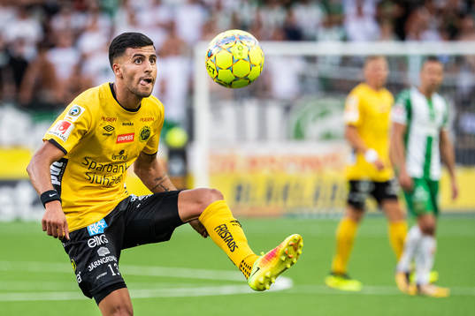 Elfsborgs Rami Kaib med bollen