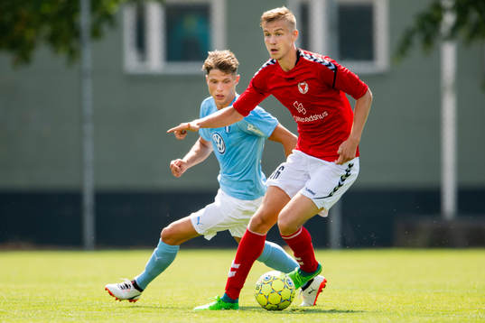 Kalmars Johan Stenmark och Malmö FFs Kevin Harletun