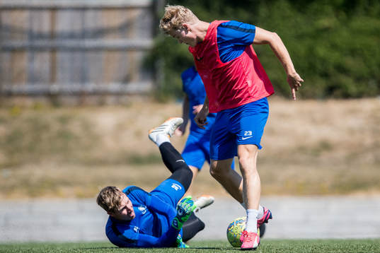 Trelleborgs målvakt Dennis Petersson och Freddie Brorsson