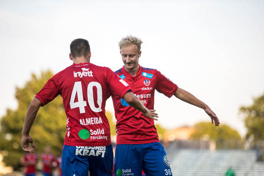 Helsingborgs Mattias Almeida Sundell jublar
