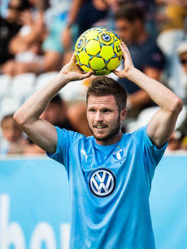 Lasse Nielsen of Malmö FF with a throw in