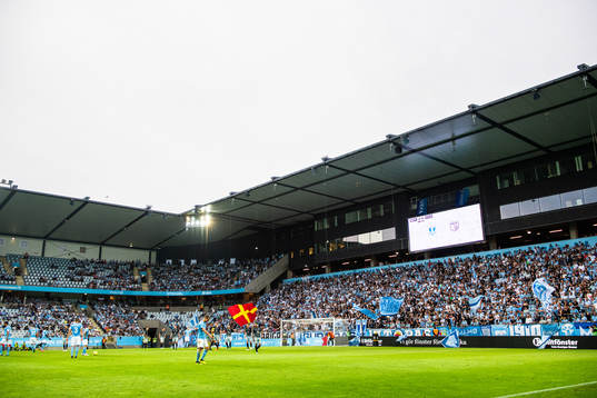 General view of Stadion