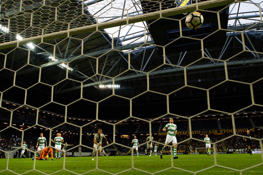 Nicolas Stefanelli of AIK scores the 1-1 goal