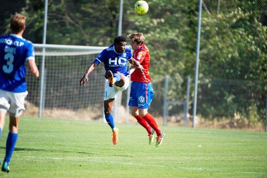 Fremad Amagers Franco Atchu och Helsingborgs Adam Eriksson