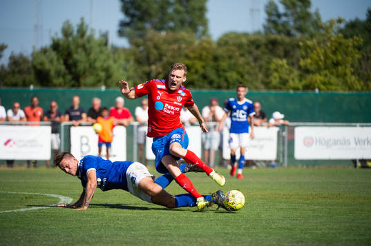 Fremad Amagers Heini Vatnsdal och Helsingborgs Andri Runar