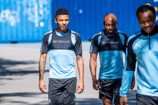 Romain Gall, Fouad Bachirou och Carlos Strandberg innan