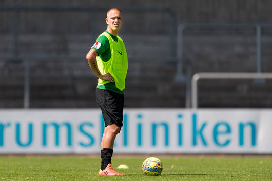 Varbergs Erik Zetterberg före en träningsmatch i fotboll