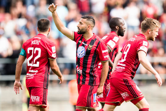 Östersunds Saman Ghoddos  jublar