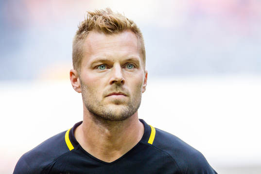 s Sebastian Larsson före fotbollsmatchen i Allsvenskan